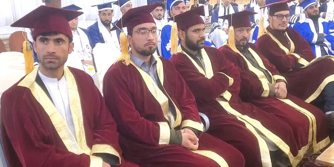 له فراغت وروسته بېکارۍ، ننګرهار کې له ځوانانو د لوړو زده کړو انګېزه اخیستې