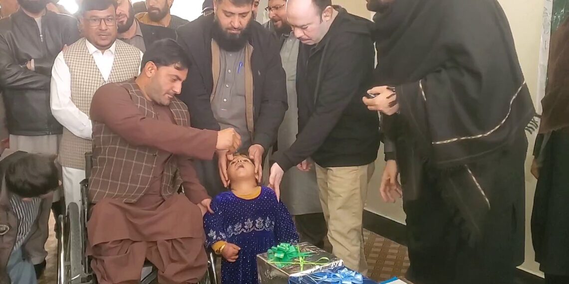 ختیځ کې د ګوزڼ ۴ ورځني کمپاین پرمهال ۱.۴ میلیونه ماشومان واکسین کېږي