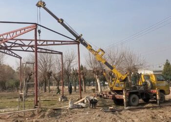 د ننګرهار خلک له نړیوال بانک د نیمه کاره پروژو بشپړولو غوښتنه کوي