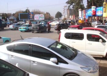 هرات ښاریان: پر سړکونو تمځایونه د لار بندېدو او ټرافیکي بې نظمیو لوی لاملونه دي