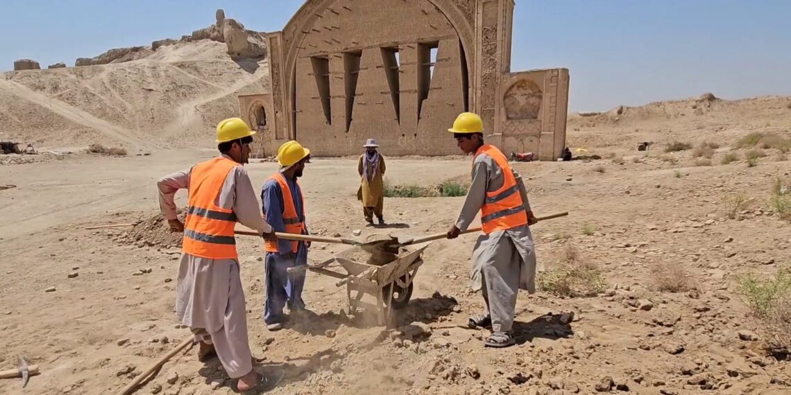 روان کال هلمند کې څه باندې ۳ میلیارده افغانیو په ارزښت پروژې پلې شوې دي