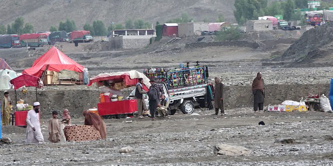 ملګري ملتونه: د پاکستان حکومت افغان کډوال له اساسي حقونو بې برخې کړي