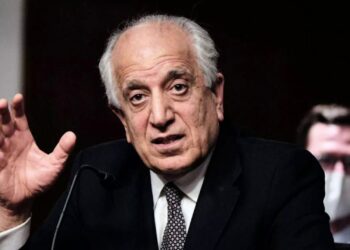 خلیلزاد: د پاکستان خلکو او پوځي رژیم ترمنځ واټن په زیاتېدو دی