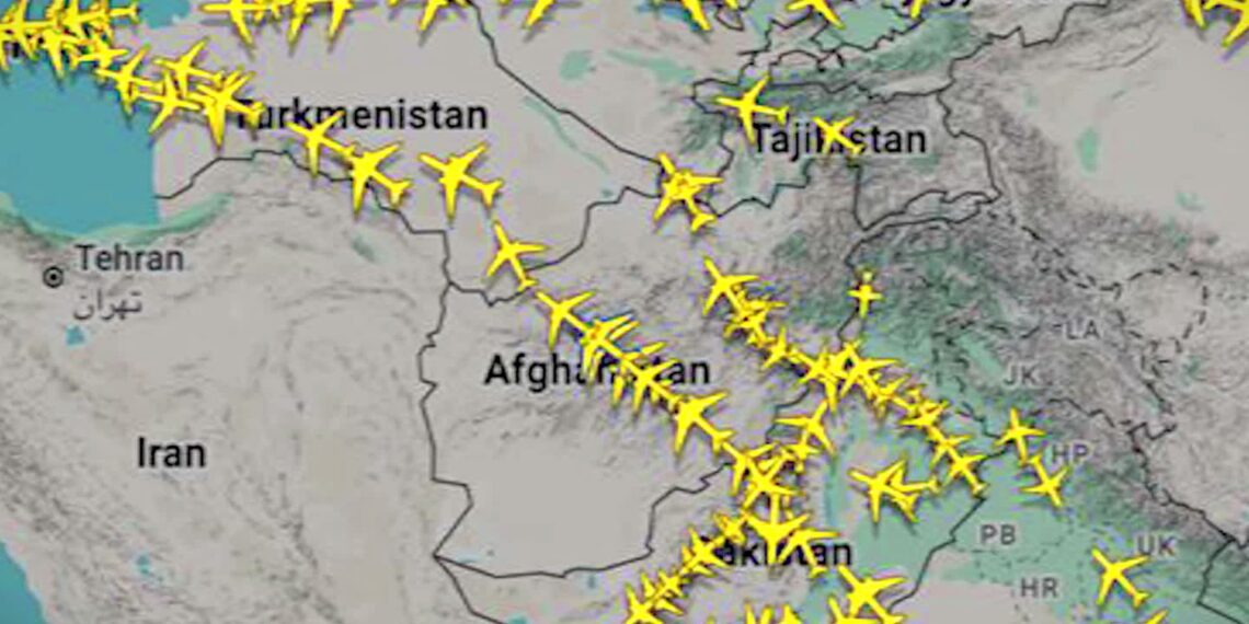 د افغانستان له فضا تېرېدونکو الوتکو شمېر زیات شوی