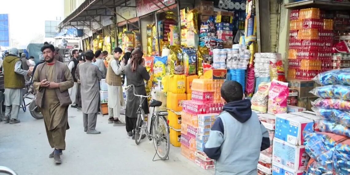 خلک په پلازمېنه او نورو ښارونو کې د خوراکي توکو بیو له لوړېدو شکایت کوي