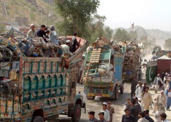 خیبرپښتونخوا کې د افغان کډوالو جبري ستنولو عملیات بیا پيلېږي