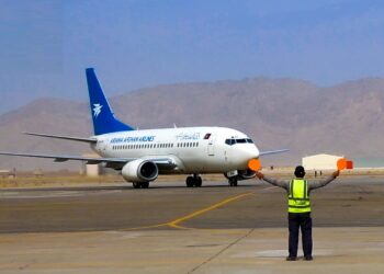 ټرانسپورټ او هوايي چلند وزارت: تېر کال د هېواد له هوايي ډګرونو ۱۲ زره الوتنې شوې