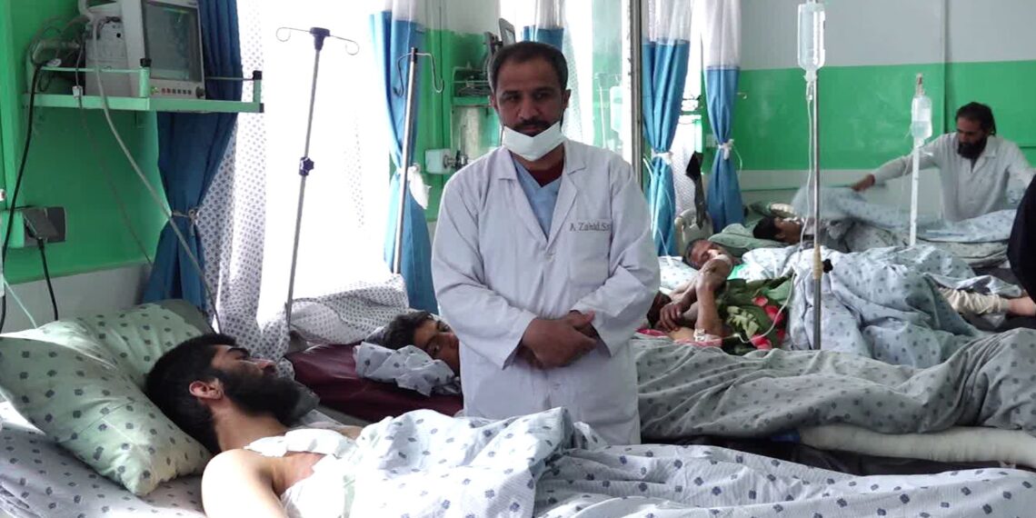 پر امېد روغتون د پوځي رژیم برید ډېری ټپیان وزیرمحمد اکبرخان روغتون ته لېږدول شوي