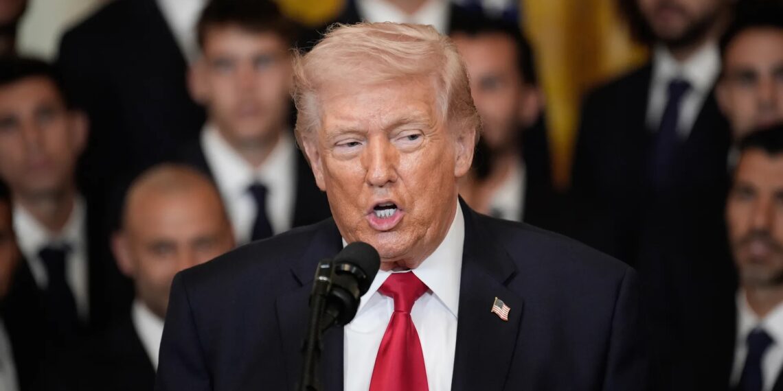 ټرمپ: ایران باید له قید او شرط پرته تسلیم شي، کنه بریدونه به روان وي