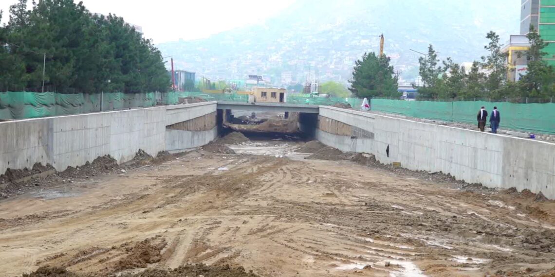 کابل ښاروالي: د برکي څلورلارې هوايي پله چارې ۸۵ سلنه بشپړې شوې دي