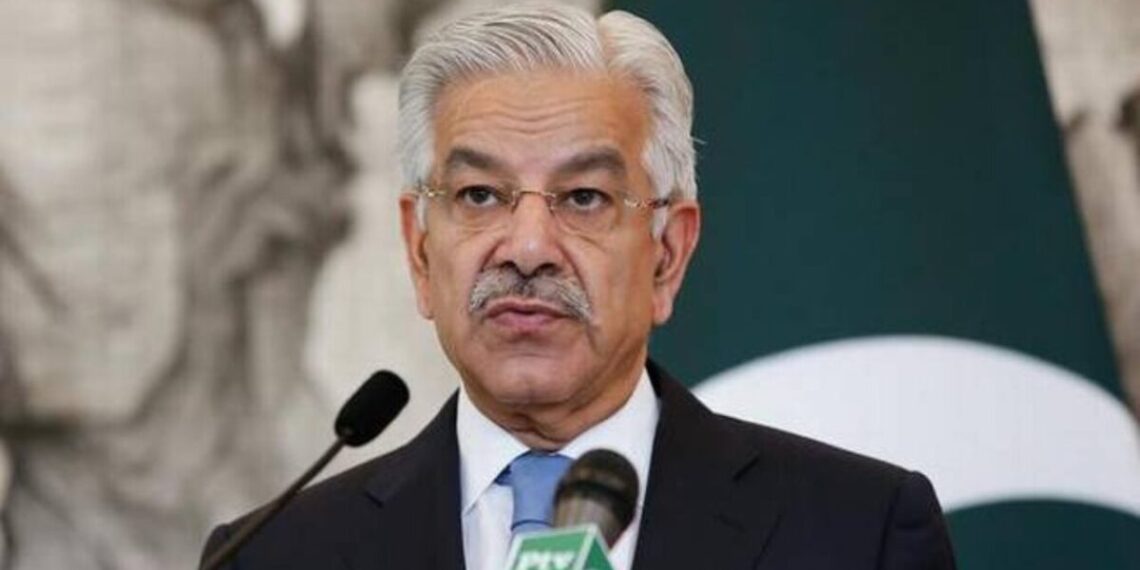 د خواجه اصف ادعا؛ هند د افغانستان له خاورې د پاکستان پر ضد استفاده کوي
