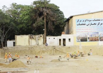 مزارشریف کې د تفحصات سوداګریز مارکېټ په ۱۶۵ افغانیو جوړېږي
