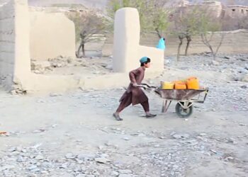 یونیسف: د میلیونونه افغان ماشومانو روغتیا، زده کړې او ژوند د طبیعي پېښو له خطر سره مخ دي