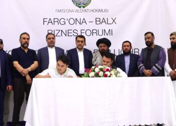 بلخ کې له اوزبېک سوداګرو سره د ۱۰۰ میلیون ډالرو په ارزښت هوکړې لاسلیک شوې