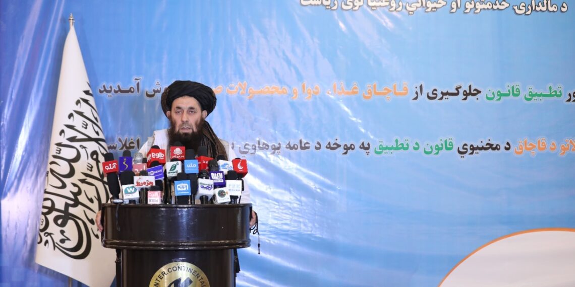 د غیر معیاري خوراکي توکو او درملو د مخنیوي قانون توشېح شو