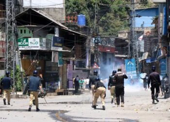 د بښنې نړیوال سازمان: پاکستان باید جمو او کشمير کې د خلکو غوښتنې ومني