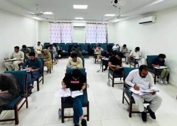 ملګرو ملتونو له پاکستان د افغان زده کړیالانو د اخراج پرېکړې لغوه کولو غوښتنه کړې