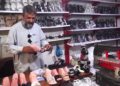 هرات کې د څپلیو تولیدوونکي د بهرنیو توکو له وارداتو شکایت کوي